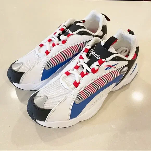 NWT Reebok Royal Pervader Athletic Shoes Sneakers White Red Blue 9
